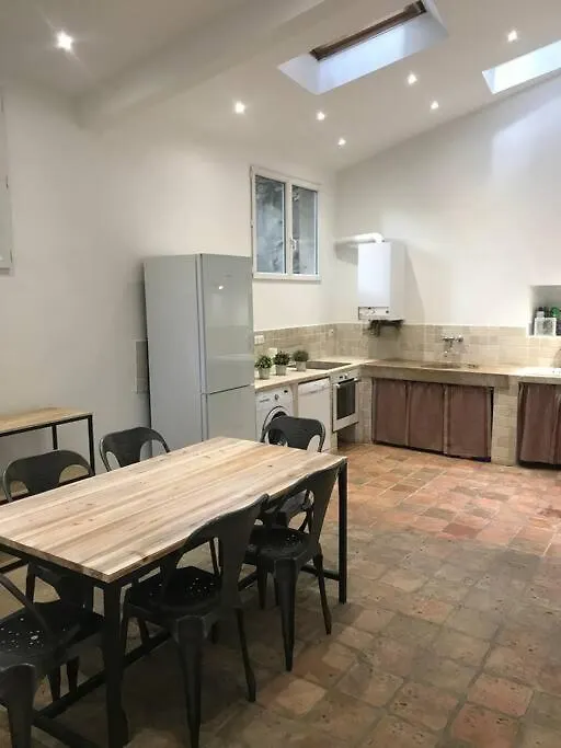 Crew House 10 Beds Apartment La Ciotat 0*,