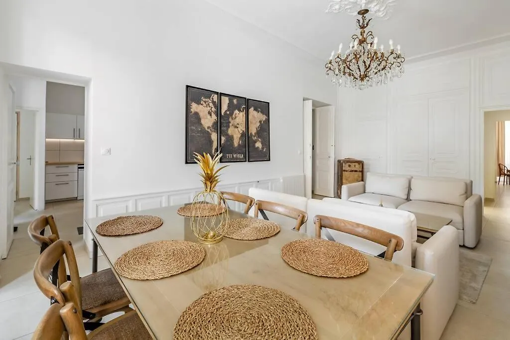 Crew House 10 Beds Apartment La Ciotat