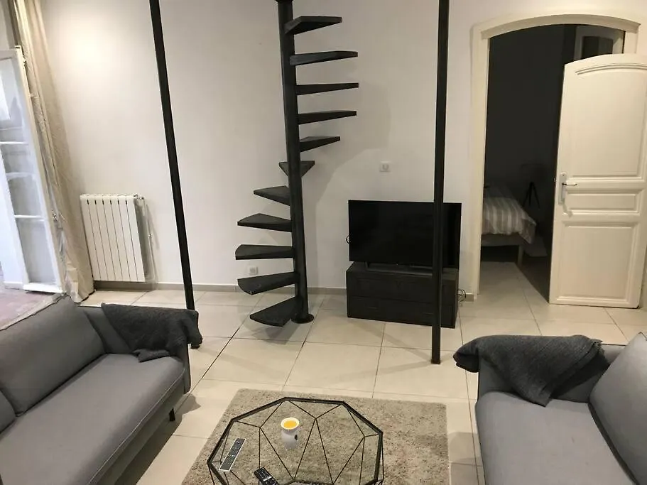 Crew House 10 Beds Apartment La Ciotat