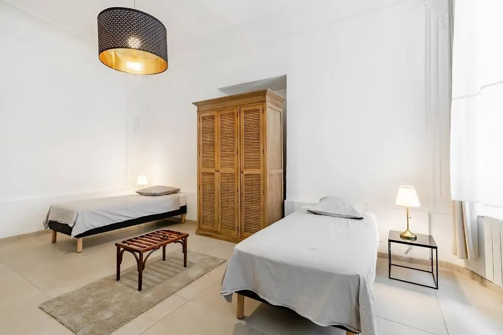 Apartament Crew House 10 Beds La Ciotat 0*,
